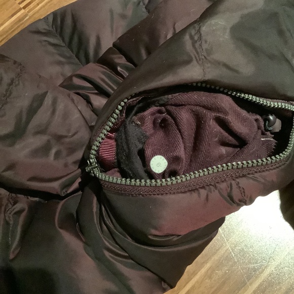 NWOT Lululemon Brave The Cold Jacket - Picture 10 of 10